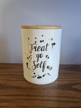 10 Strawberry Street Treat yo Self Ceramic Jar With Wooden Lid